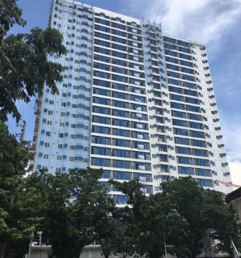 Lifestyle At The Loop Towers Condotel Cagayan de Oro Bagian luar foto